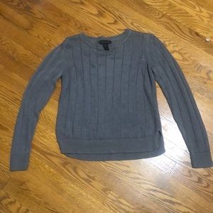Lightweight gray sweater